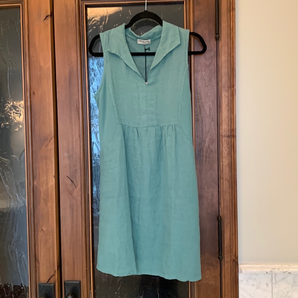 Cute summer dress by Terzo Millennio. Size medium. Color sage green. NWT